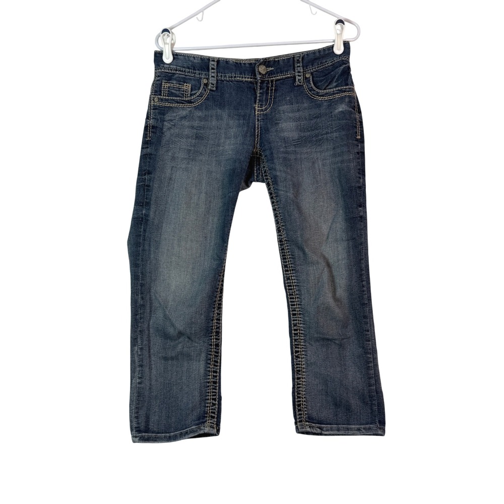 Maurices Women Straight Leg Capri‎ Jeans Blue Denim Embellished Pockets Size 3/4